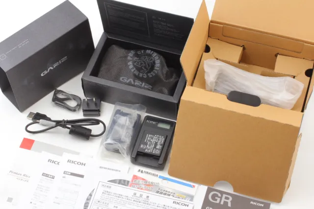 SH;253 [TOP MINT W/ BOX,Case] Ricoh GR II 16.2MP Digital Camera Black From JAPAN 2