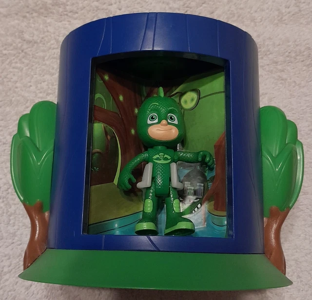 PJ MASKS GEKKO Greg Transforming revolving Tower complete with 2 action