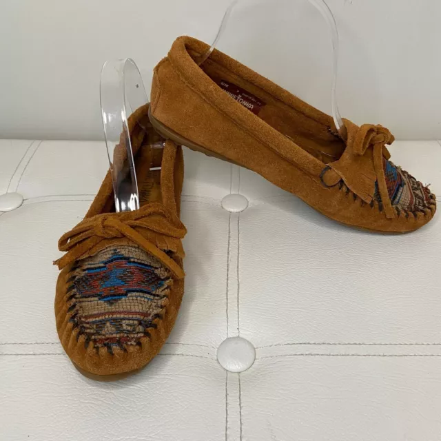Minnetonka Kilty Tribal Aztec Print Hardsole Slip On Moccasin Sz 7