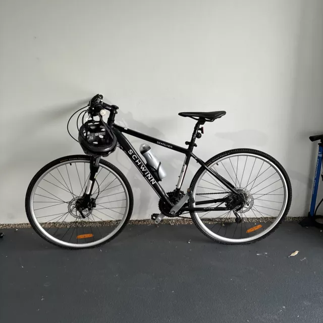 Schwinn Searcher Bike Black In Good Condition ($660 USD RRP)