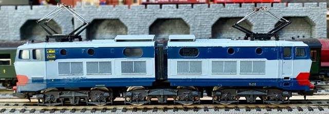 Locomotive électrique HO Lima Italie – FS E 633 017 – Réf 208146L – Occasion