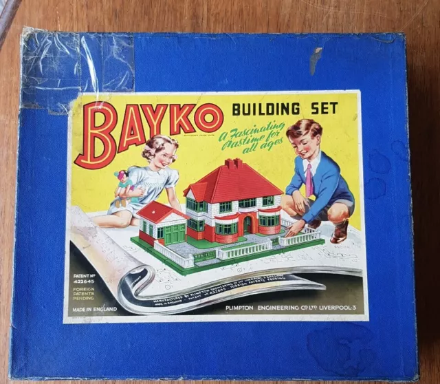 Vintage No. 1 BAYKO  BUILDING SET Made in England Patent No 422645