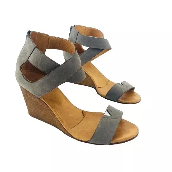 MM6 Maison Martin Margiela Taupe Ankle Strap Wedge Heel Sandals EU40