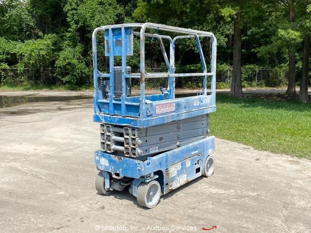 2015 Genie GS-1930 19' Electric Scissor Lift Man Aerial Platform bidadoo