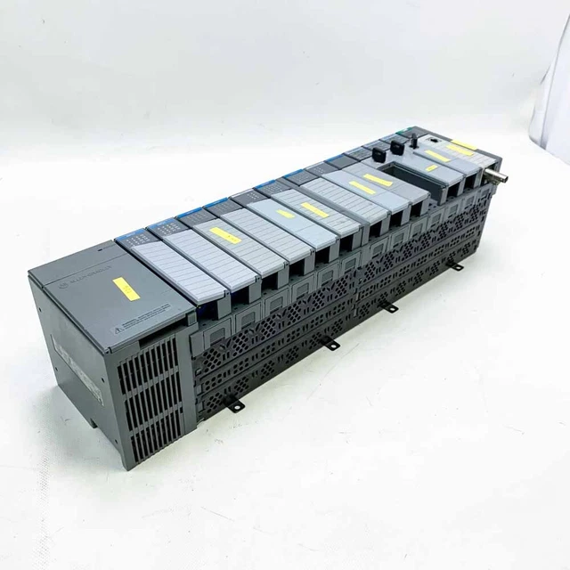 Allen Bradley SLC 500, 1746-P2, SERIES-C + 4x INPUT SC-SINK (IN 15) + INPUT