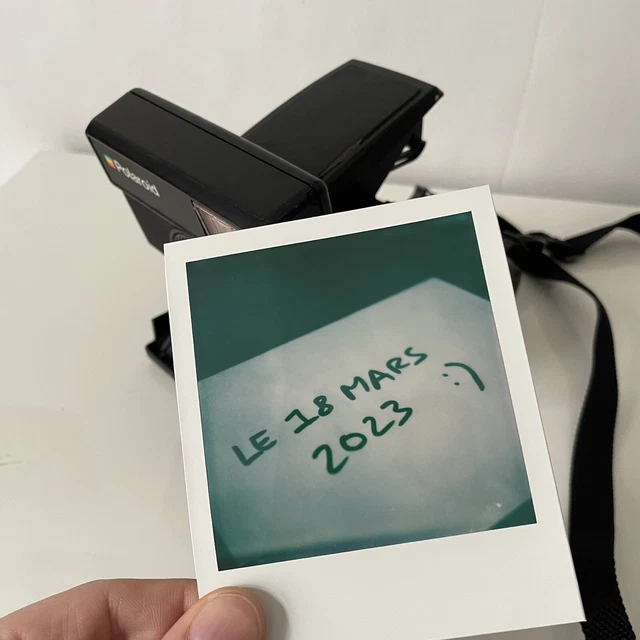 ***Tested & working***Polaroid SLR 680 Instant Camera + sangle + sacoche en cuir 2