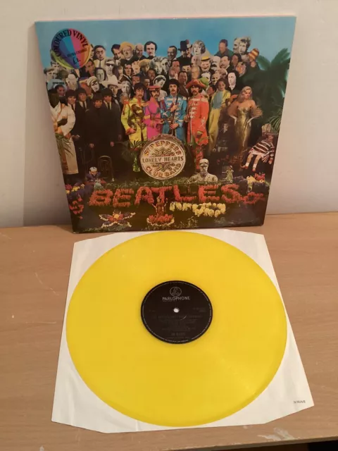 The Beatles - Sgt Peppers Lonely Hearts Club Band - Yellow Vinyl 5C 062-04177