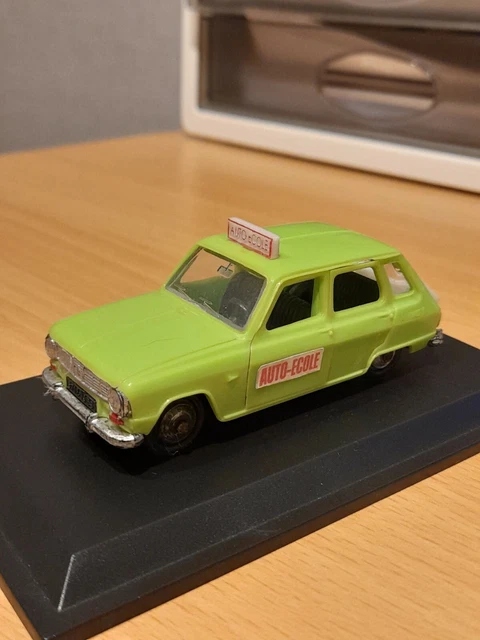 NOREV RENAULT 6 Auto Ecole EUR 50,00 - FR
