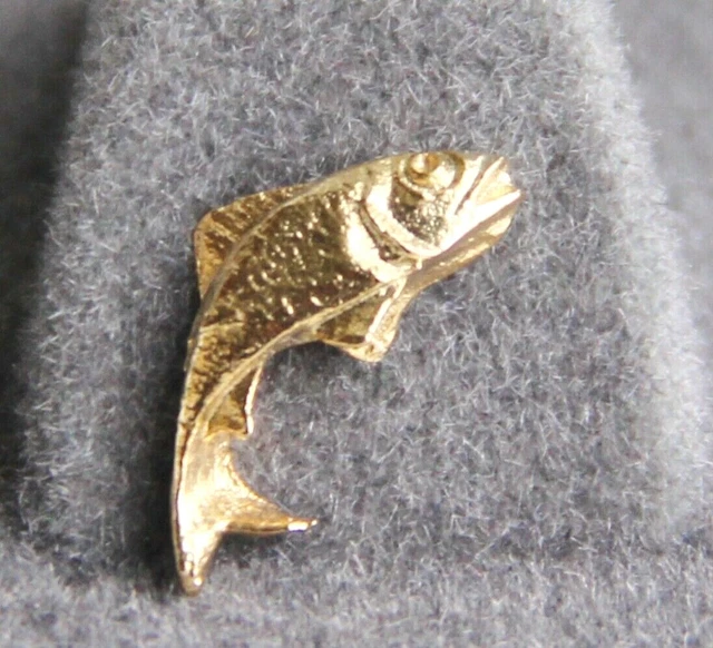 Anson Bass Fish Tie Tack w/ Chain and Bar Clutch with Original Velveteen Case