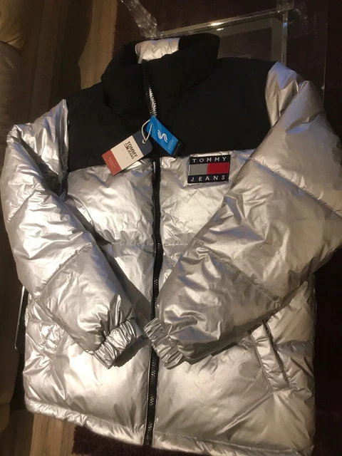 Tommy jeans online silver puffer jacket