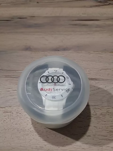 Audi Armbanduhr, weiß, NEU mit Original Box