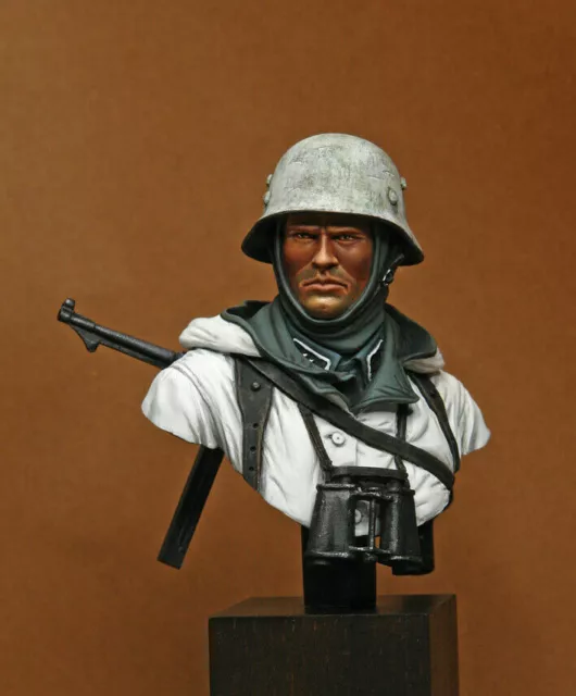 Waffen SS, 1943 - Pegaso Models 200-018 -PRO BUILT 200mm (scala 1/9)