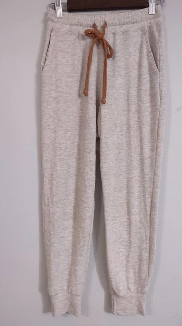 Sundry tapered sweatpants deals