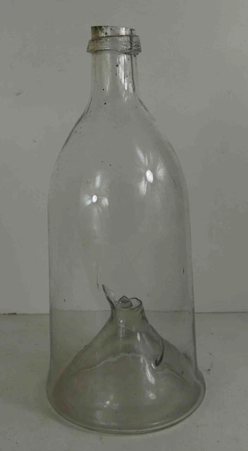 Ancienne Goujonnière – Bouteille à Vairons En Verre Soufflé – Pêche Eau Douce – France