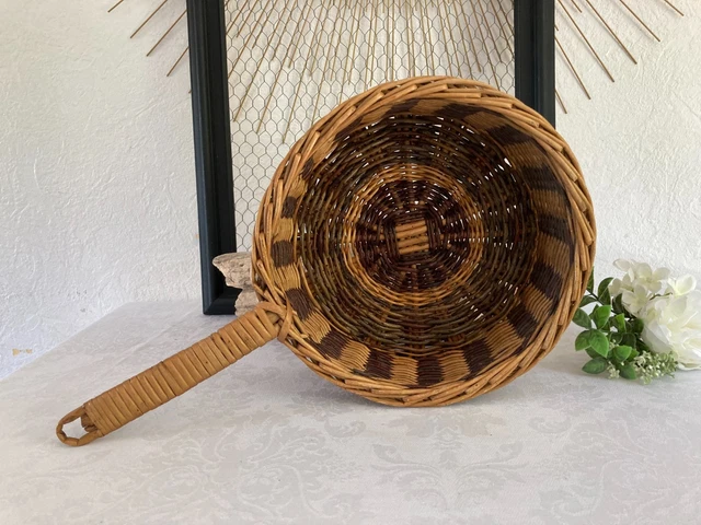 panier ancien, corbeille, osier, vannerie ancienne, tressage, dragées panier ancien, corbeille, osier, vannerie ancienne, tressage, dragées