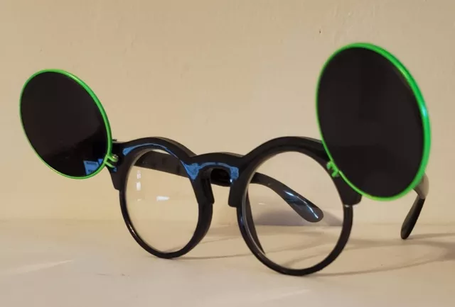 Vintage Flip Up Sunglasses   Funky Flippers Green