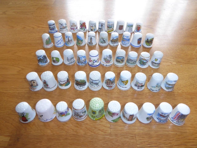 Ensemble De Six Dés à Coudre Oiseau En Porcelaine De Collection Vintage - France