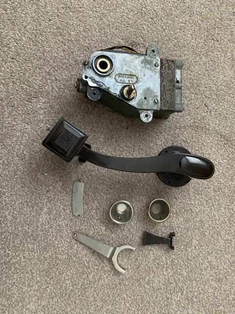 HMV 122  Gramophone Parts