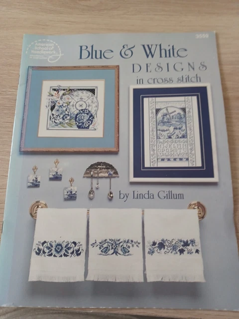 Blau & Weiß Designs im Kreuzstich von Linda Gillum