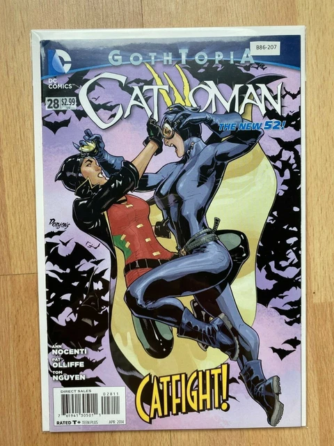 Catwoman vol.4 #28 2014 High Grade 9.2 DC Comic Book B86-207
