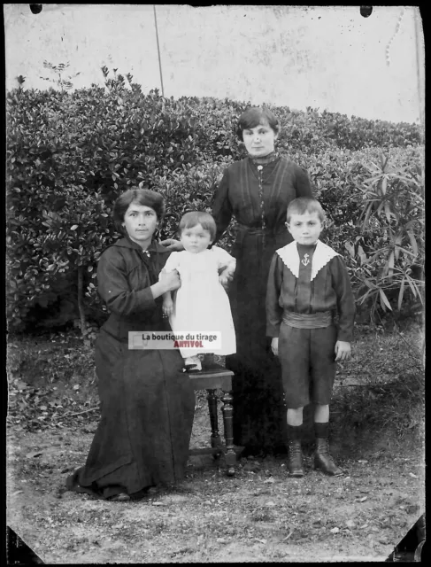 Plaque verre photo ancienne négatif noir et blanc 9x12 cm famille France enfants