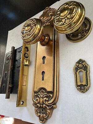 Entry Set Old Art Craft Deco Victorian Brass Door Knobs Back Plate Lock Hardware