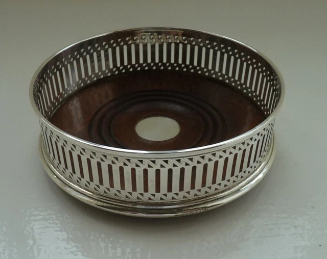 Pierced Silver Wine / Champagne Coaster Hall Marked For 1989 By John Bull Ltd