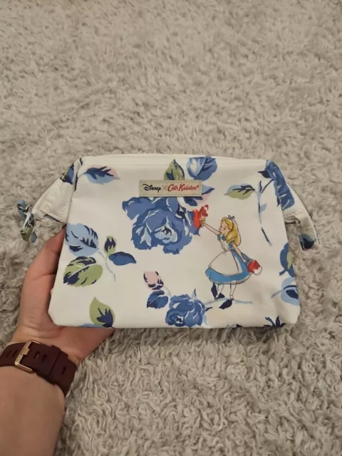 Disney X Cath Kidston Alice In Wonderland Toiletry Bag