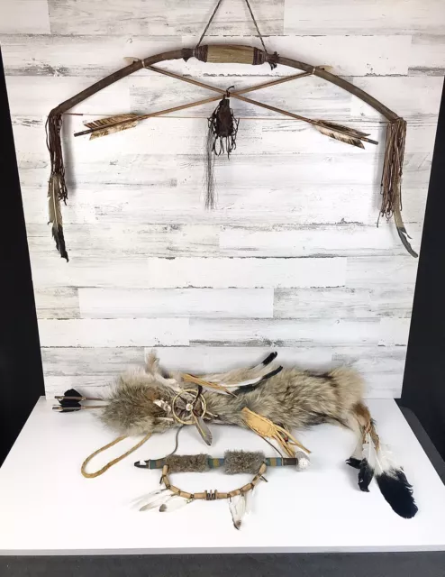 Vintage Indian Northern Bow 2 Arrows Quiver & Peace Pipe - Authentic Handmade￼