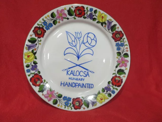 KALOCSA HAND PAINTED PORCELAIN  Small  WALL  Plate  7 1/2"
