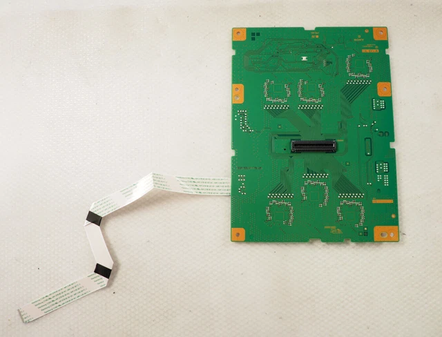 Carte mère Toshiba V000218040 L650D L655D 6050A2333101 1310A2333107