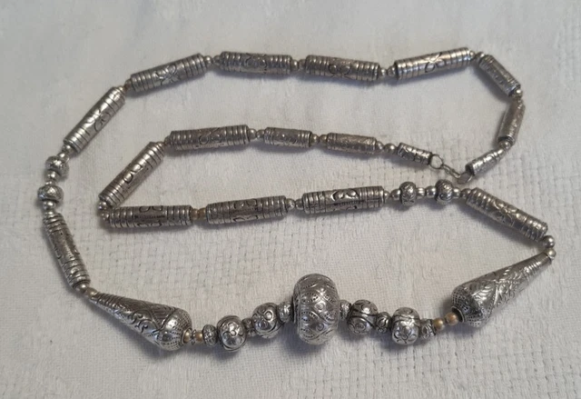 RARE ET SUPERBE Collier Ancien En Argent Massif Ouvragé 25,92 G EUR 70,00 - FR