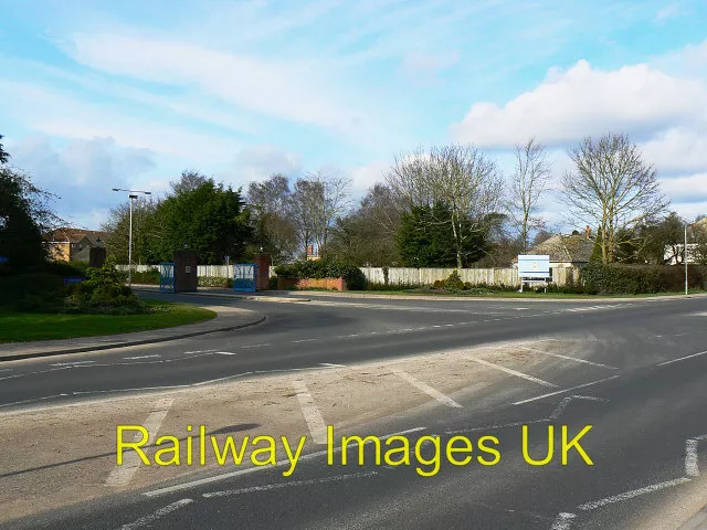 Photo - Main entrance RAF Lyneham c2009