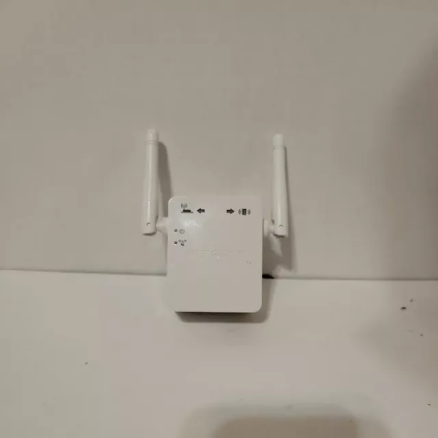 NETGEAR AC750 EX3700-100NAS Wireless Dual Band Range Extender