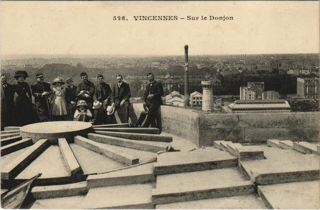 CPA VINCENNES - on the keep (146938)