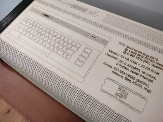 Copri tastiera Commodore 64. Cover Commodore 64. Dust cover.