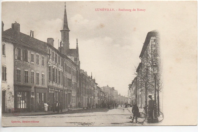LUNEVILLE - Meurthe et Moselle - CPA 54 - Coiffeur Cordonnerie faubourg de Nancy