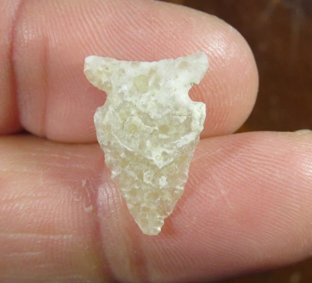 Attractive Plains side-notched arrow point found near Livingston, Montana 1 in.