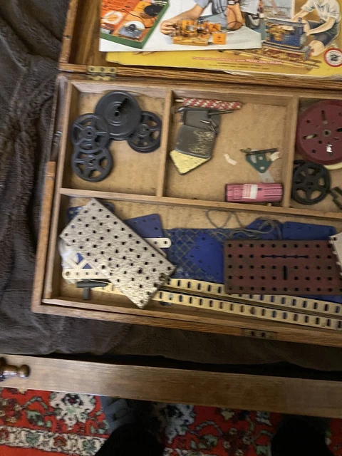 Enchères Lot 258 - Ancienne boîte de Meccano n°6. 31x56x8cm