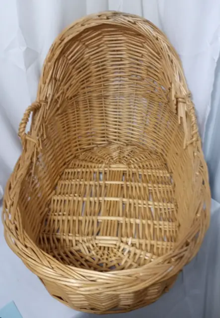WICKER Moses Baby Bassinet 24.50" x 16"