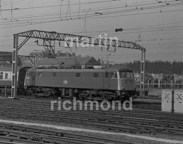 CREWE CLASS 85 85019 6 x 7.5 cm Railway Negative RN434 £2.99 - PicClick UK