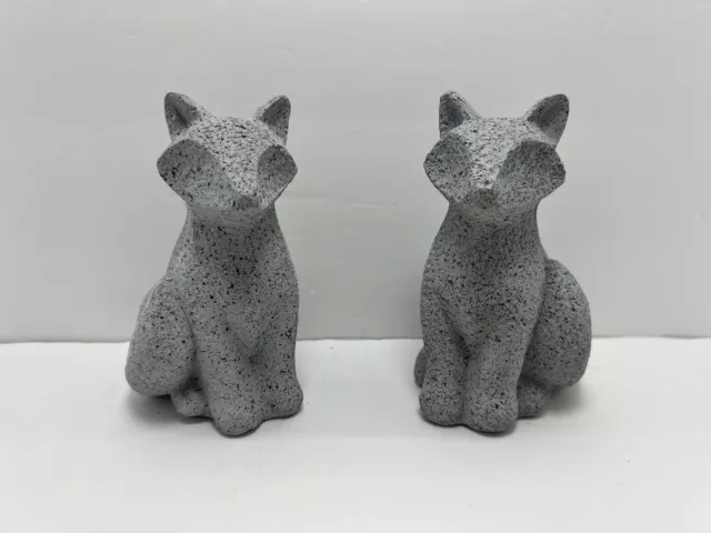 Hearthsong Small 5.5” Grey Fox Statue Imitation Stone 2018  Decoration
