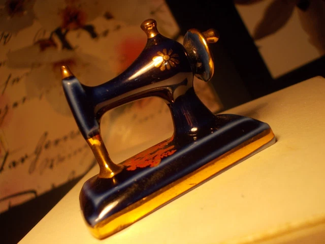 Machine à Coudre Miniature De Poupée Singer – USA, Début XXe – Ancienne