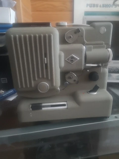 projecteur ancien Eumig S931 Supersound - FR