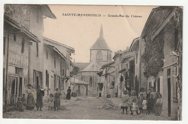 SAINTE MENEHOULD - Marne - CPA 51 - La grande rue du Chateau  leger pli