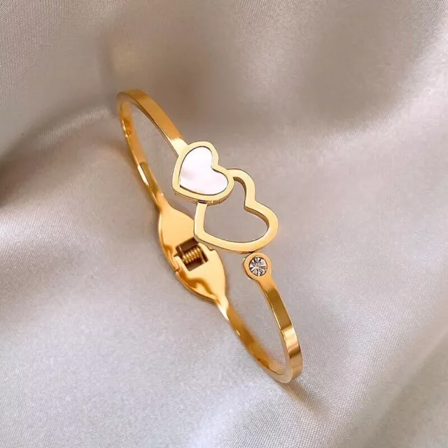 Woman 18K Gold Plated Mother of Pearl Heart Charm CZ Cuff Bracelet Bangle