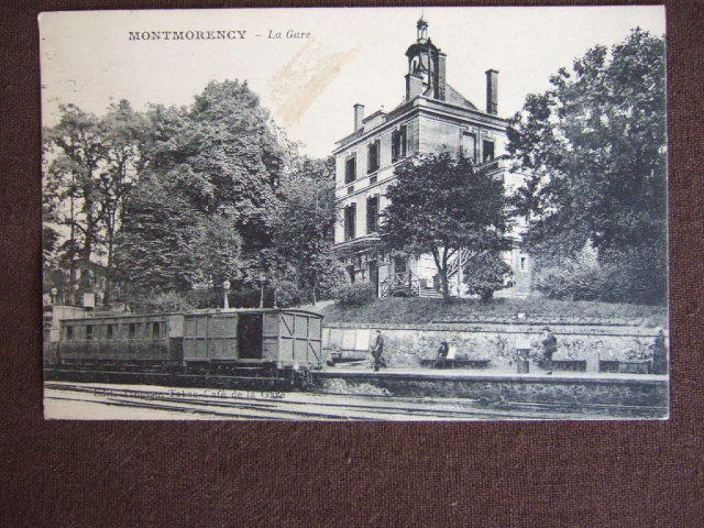 CPA MONTMORENCY (95 VAL d'OISE - SEINE & OISE) LA GARE. Ed TROUSSU CAFE LA GARE