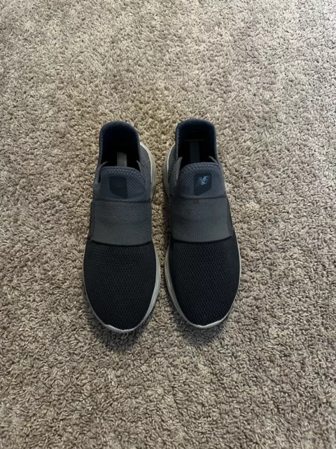 New Balance Men's Fresh Foam Sport Slip-On V2 Running Shoe, Black/Phantom,  8 XW US : : Clothing, Shoes & Accessories