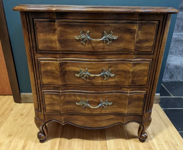 Vintage 1975 Thomasville 3 Drawer Oversized Nightstand / Chest