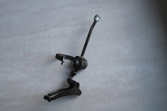 ANCIEN FRONT DERAILLEUR AVANT SUICIDE LE SIMPLEX VELO COURSE